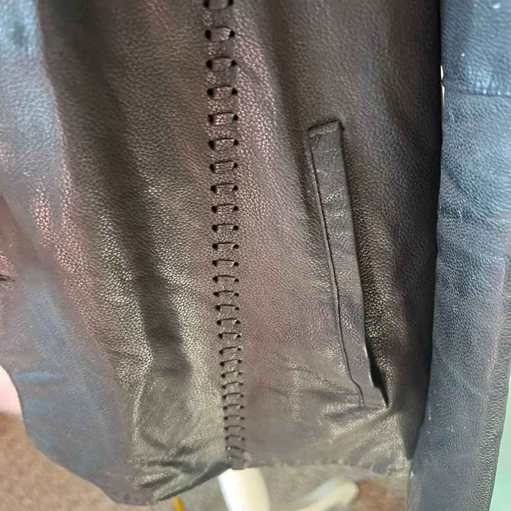 CO Men's Black Leather Biker Jacket Size 48 - Picture 3 of 7